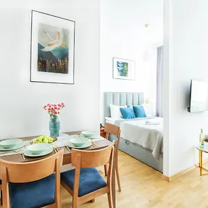  Apartamento Unique Style Old Town - 25 Min From The Airport - By Homelike